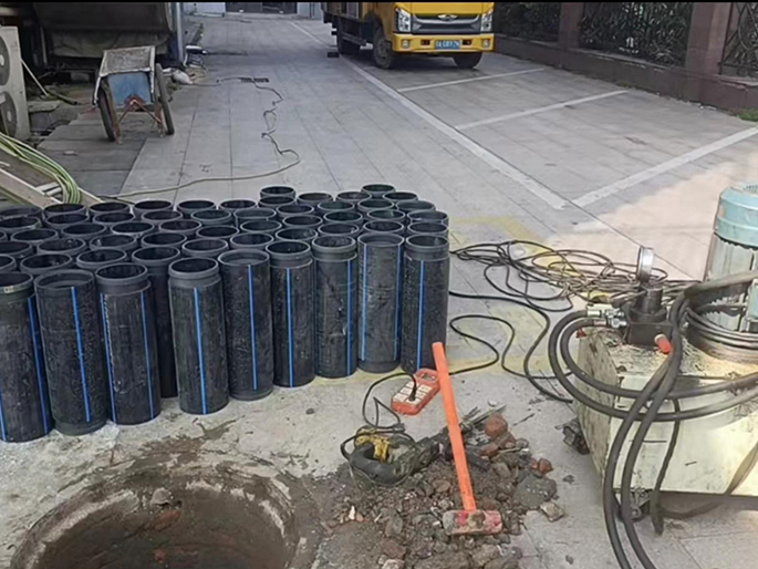 北京PE置换管厂家 DN315置换管 非开挖管短管置换